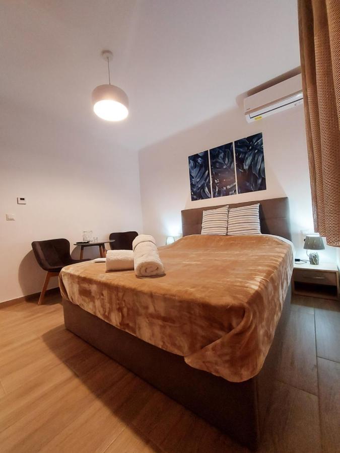 Enjoy Meteora Three Apartment